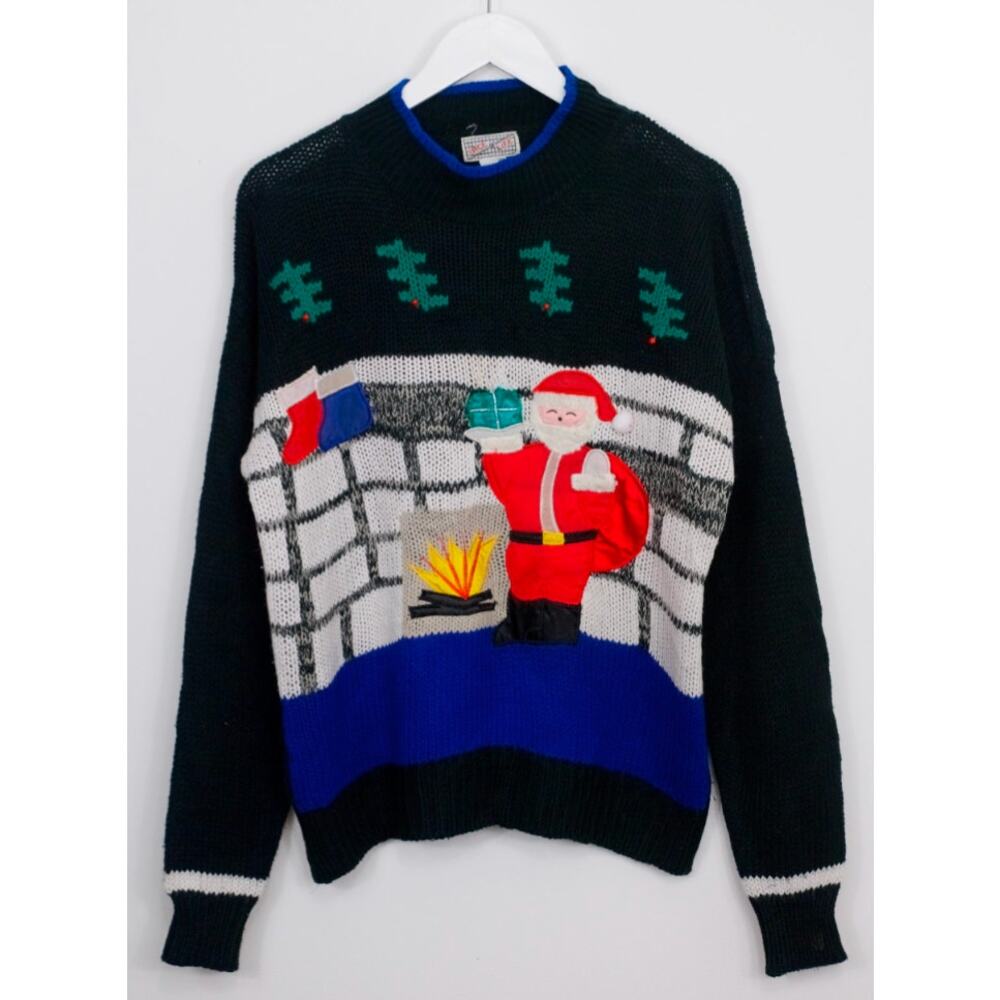 Vintage Fashion Force women's Santa at the fireplace knit Christmas sweater, M